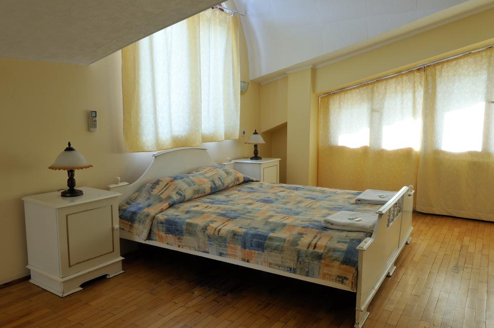 Family Hotel Prolet Шумен Екстер'єр фото